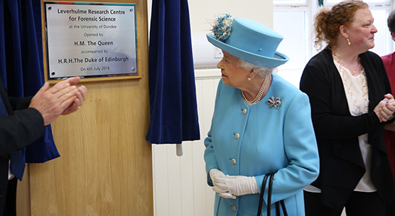 HM The Queen opens Leverhulme Centre for Forensic Science